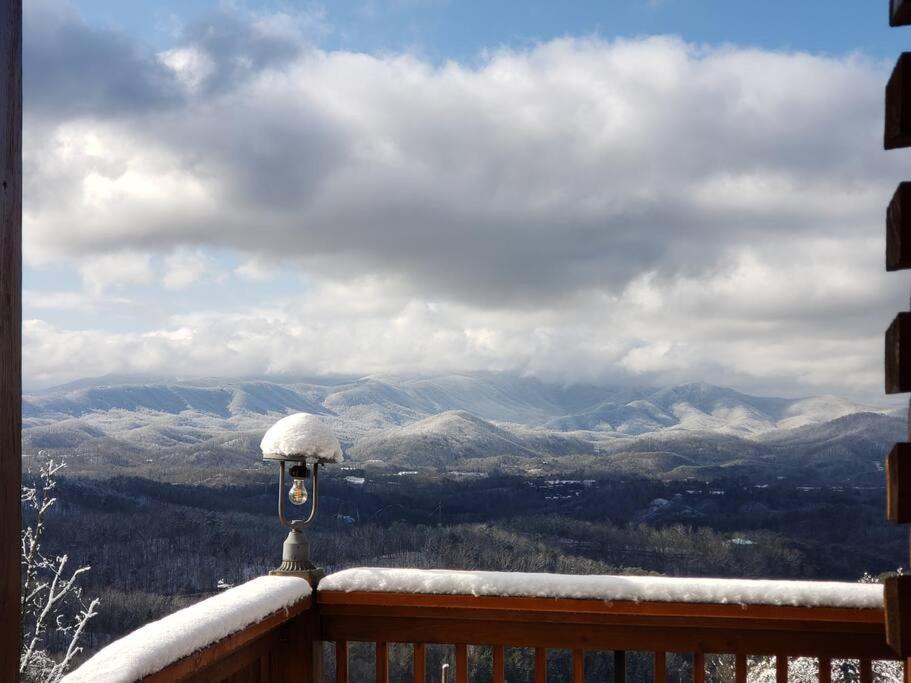 Villa Yogi'S Den: Breathtaking Views! 3 Min To Dollywood, On 1 Acre! Sevierville Exterior foto