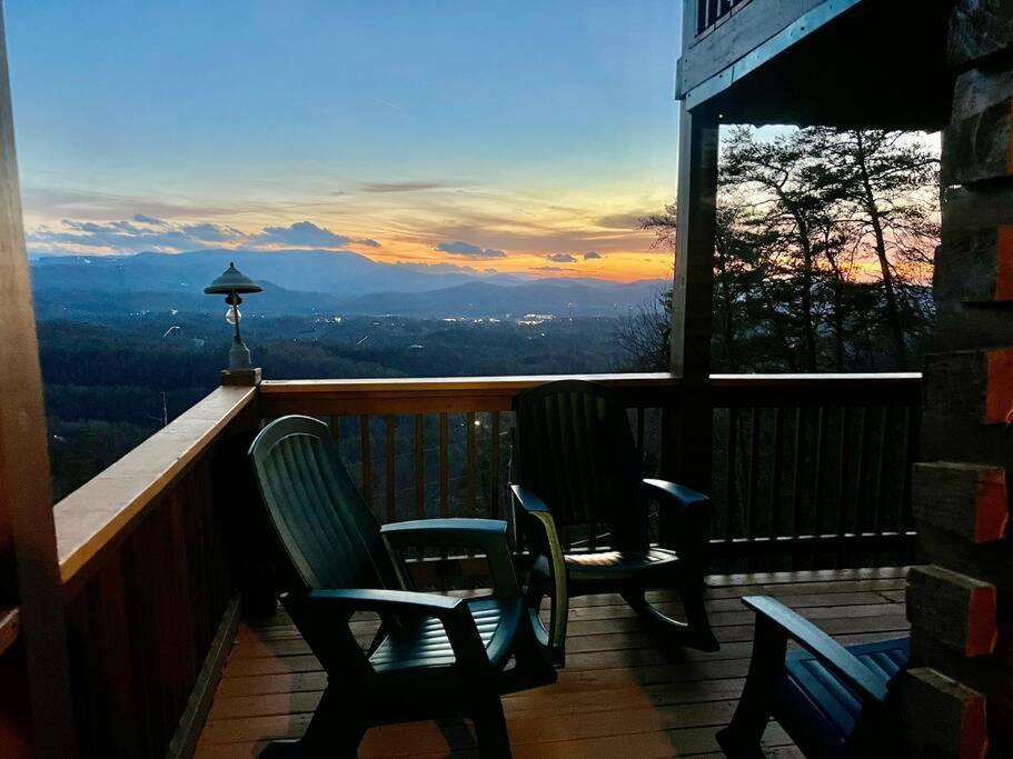 Villa Yogi'S Den: Breathtaking Views! 3 Min To Dollywood, On 1 Acre! Sevierville Exterior foto